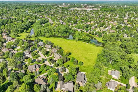 View/Area - 4523 Rivers Edge Dr, Troy, MI 48098 photo 3 of 4