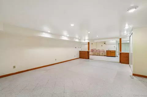 Other - 4523 Rivers Edge Dr, Troy, MI 48098 photo 16 of 23