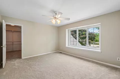 Bedroom - 4523 Rivers Edge Dr, Troy, MI 48098 photo 8 of 12
