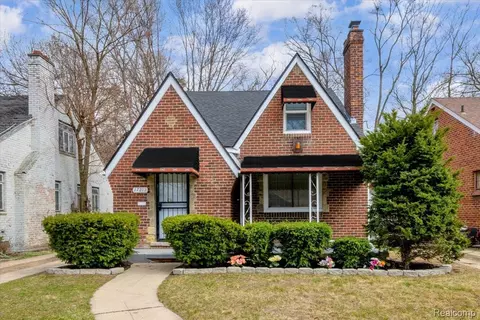 17212 Sunderland Rd, Detroit, MI 48219