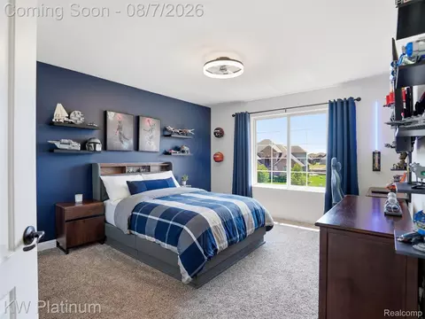 Bedroom - 19275 Elkhound Dr, Macomb, MI 48044 photo 3 of 7