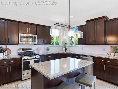 Kitchen - 19275 Elkhound Dr, Macomb, MI 48044 photo 2 of 6