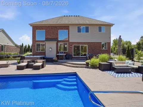 Exterior - 19275 Elkhound Dr, Macomb, MI 48044 photo 10 of 14