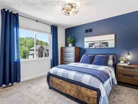 Bedroom - 19275 Elkhound Dr, Macomb, MI 48044 photo 7 of 7