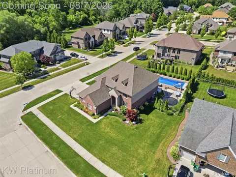 View/Area - 19275 Elkhound Dr, Macomb, MI 48044 photo 4 of 8