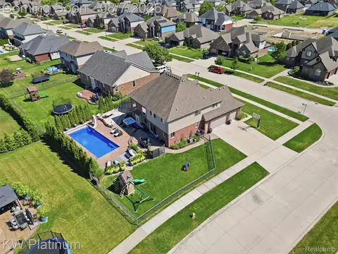 View/Area - 19275 Elkhound Dr, Macomb, MI 48044 photo 3 of 8