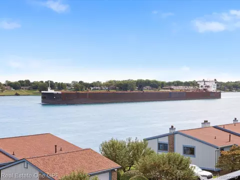 View/Area - 1715 River Rd, St. Clair, MI 48079 photo 2 of 9
