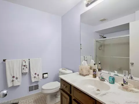 Bath - 1715 River Rd, St. Clair, MI 48079 photo 4 of 4