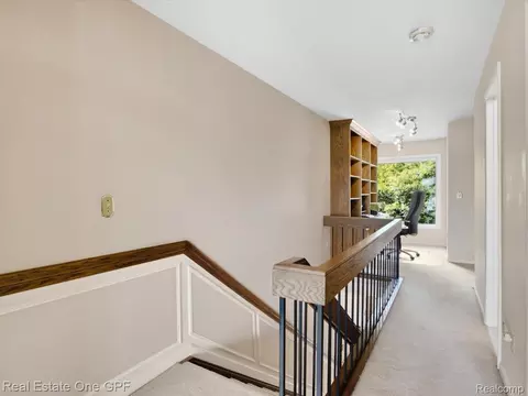 Entry Way - 1715 River Rd, St. Clair, MI 48079 photo 5 of 5