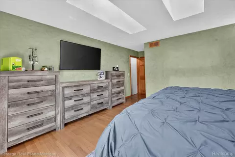 Bedroom - 1888 Germany Rd, Williamstown, MI 48895 photo 2 of 9