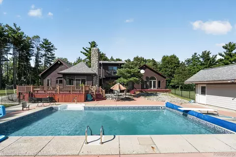 Exterior - 1888 Germany Rd, Williamstown, MI 48895 photo 3 of 10