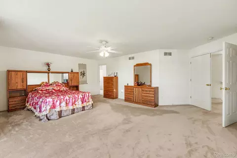 Bedroom - 49235 Yale Dr, Macomb, MI 48044 photo 1 of 4