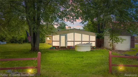 259 William St, Harsens Island, MI 48028