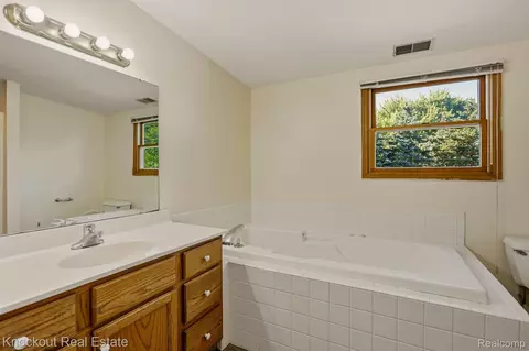 Bath - 480 E Genesee St, Frankenmuth, MI 48734 photo 1 of 4