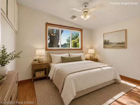 Bedroom - 480 E Genesee St, Frankenmuth, MI 48734 photo 8 of 9