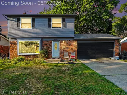 36528 Fairchild St, Westland, MI 48186