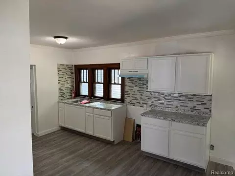 Kitchen - 917 E 8th St, Flint, MI 48503 photo 1 of 1
