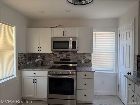 Kitchen - 7567 Timken Ave, Warren, MI 48091 photo 1 of 4