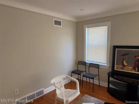 Living - 7567 Timken Ave, Warren, MI 48091 photo 2 of 2