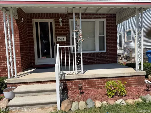 Exterior - 7567 Timken Ave, Warren, MI 48091 photo 2 of 5
