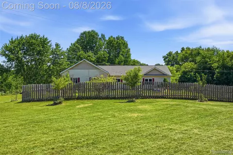 5885 Rowland Pine Ct, Marion, MI 48843