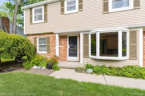 Other - 3560 Beach Rd, Troy, MI 48084 photo 1 of 6