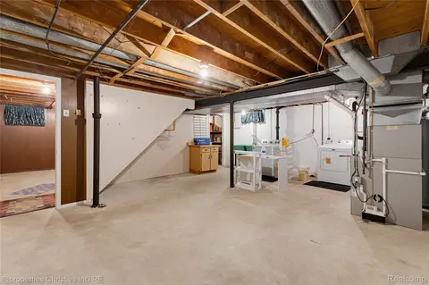 Other - 3560 Beach Rd, Troy, MI 48084 photo 3 of 6