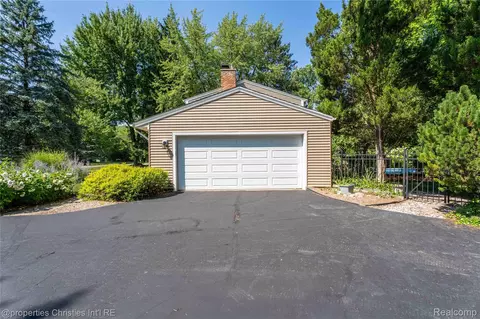 Other - 3560 Beach Rd, Troy, MI 48084 photo 6 of 6