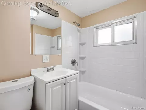 Bath - 1105 Whiting St, St. Clair, MI 48079 photo 1 of 2