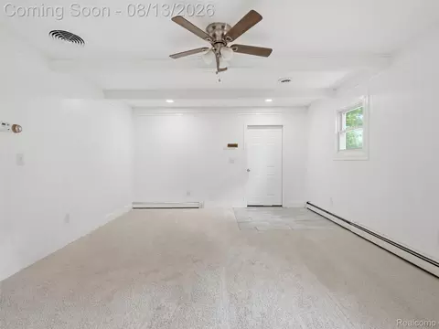 Living - 1105 Whiting St, St. Clair, MI 48079 photo 4 of 4