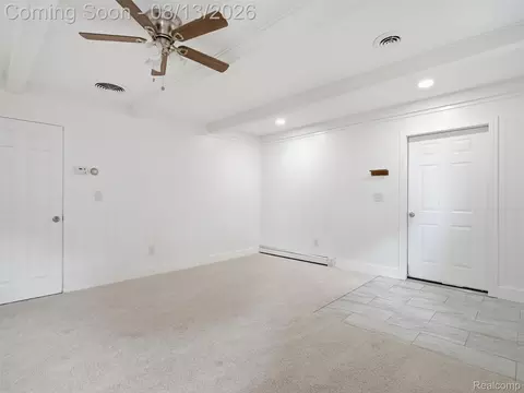Living - 1105 Whiting St, St. Clair, MI 48079 photo 2 of 4