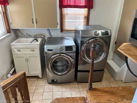Other - 24411 Penn St, Dearborn, MI 48124 photo 2 of 3