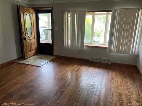 Living - 24411 Penn St, Dearborn, MI 48124 photo 1 of 3