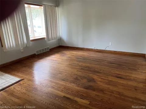 Living - 24411 Penn St, Dearborn, MI 48124 photo 3 of 3