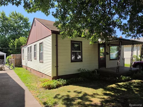 4930 Campbell St, Dearborn Heights, MI 48125