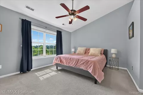 Bedroom - 1602 Pinecroft Ln, Howell, MI 48855 photo 1 of 5