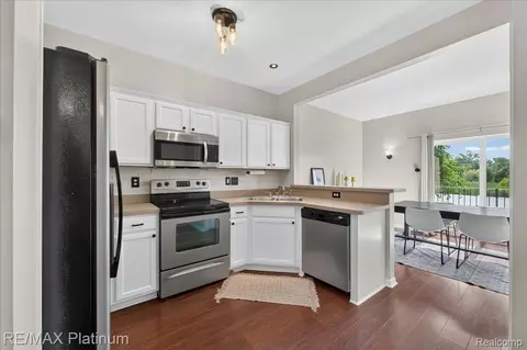 Kitchen - 1602 Pinecroft Ln, Howell, MI 48855 photo 1 of 2