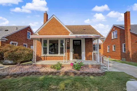 9854 Colwell Ave, Allen Park, MI 48101