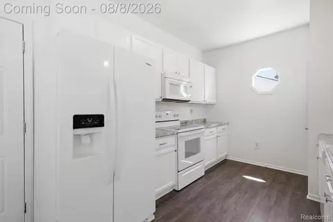 Other - 22825 Teppert Ave, Eastpointe, MI 48021 photo 4 of 10