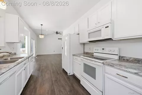 Other - 22825 Teppert Ave, Eastpointe, MI 48021 photo 5 of 10