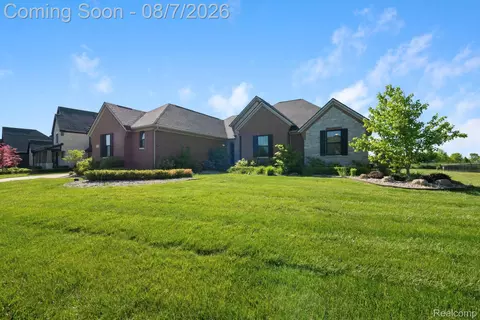 51265 Chamberlin Ct, Northville, MI 48167