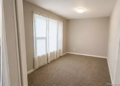 Bedroom - 4520 Edwards Ave, Flint, MI 48505 photo 2 of 2