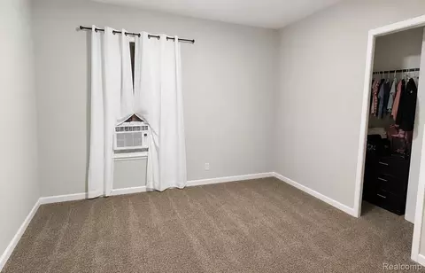 Bedroom - 4520 Edwards Ave, Flint, MI 48505 photo 1 of 2