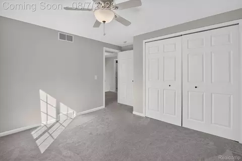 Bedroom - 12232 Dentonview Dr, Tyrone, MI 48430 photo 6 of 8