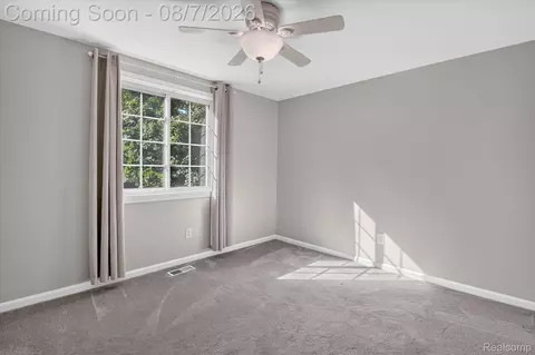 Bedroom - 12232 Dentonview Dr, Tyrone, MI 48430 photo 7 of 8