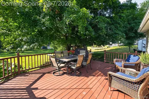 Exterior - 12232 Dentonview Dr, Tyrone, MI 48430 photo 2 of 4