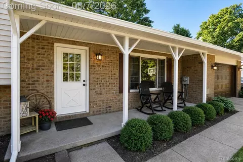 Exterior - 12232 Dentonview Dr, Tyrone, MI 48430 photo 1 of 4