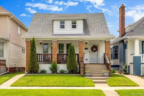 3003 Fischer St, Detroit, MI 48214
