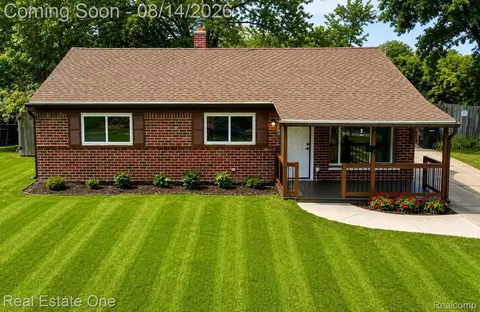 28463 Sutherland St, Southfield, MI 48076