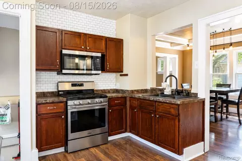 Kitchen - 113 Wilson St, Dewitt, MI 48820 photo 1 of 2